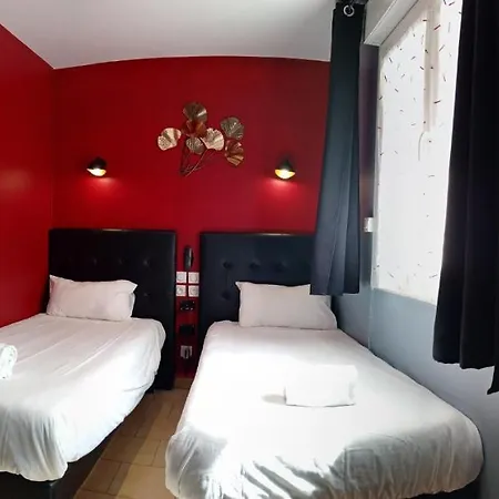 Astoria 2*