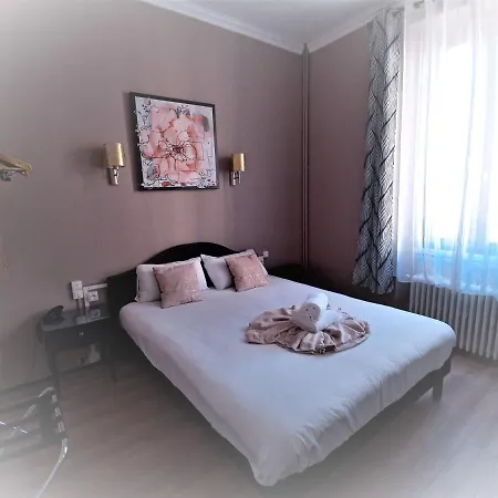 מלון Astoria קרקסון