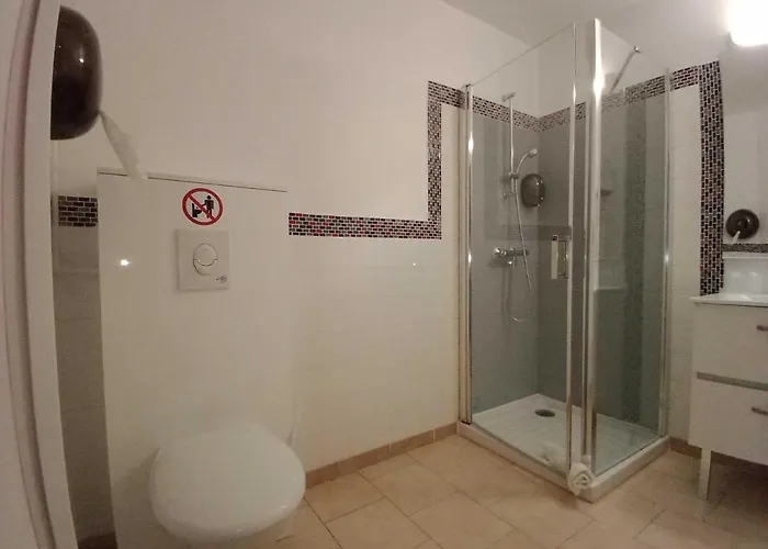 Astoria 2* קרקסון