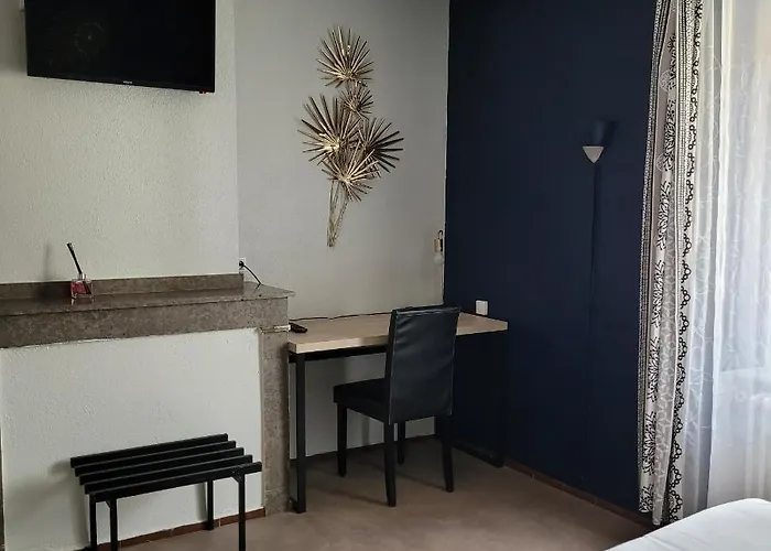 Astoria 2* קרקסון