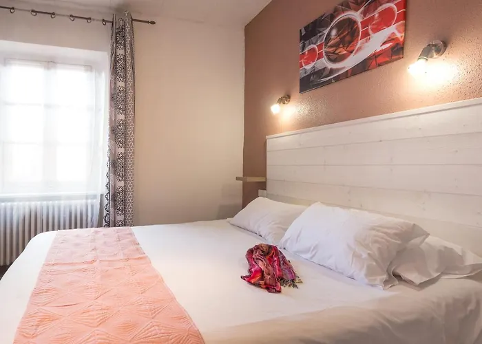 מלון Astoria קרקסון